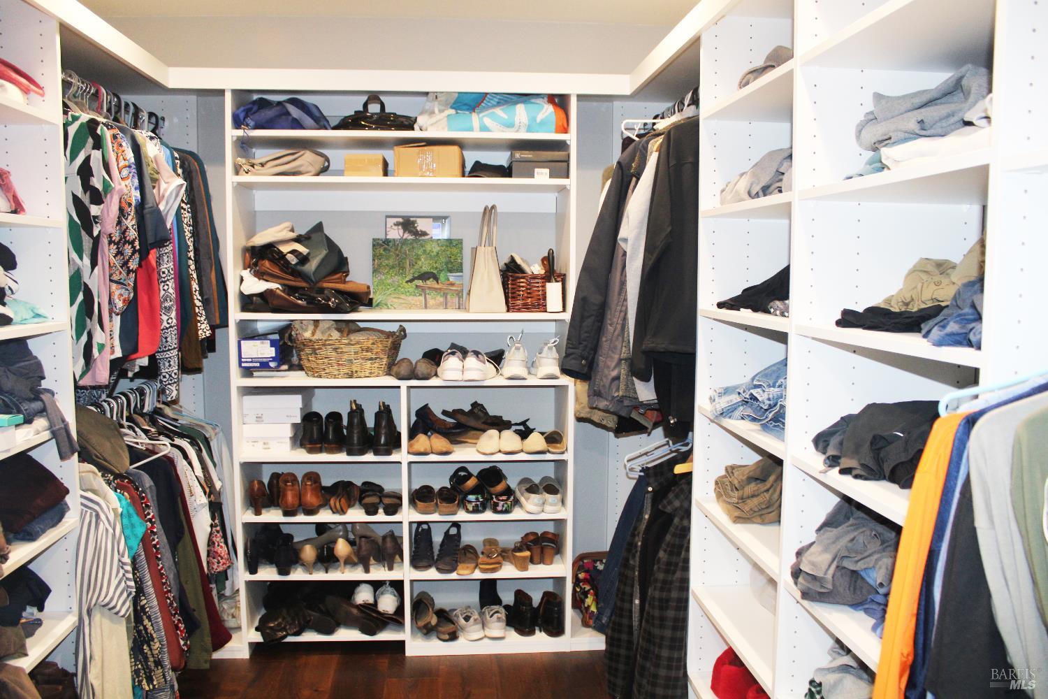 Detail Gallery Image 18 of 35 For 1104 Calistoga Rd, Santa Rosa,  CA 95409 - 3 Beds | 3 Baths