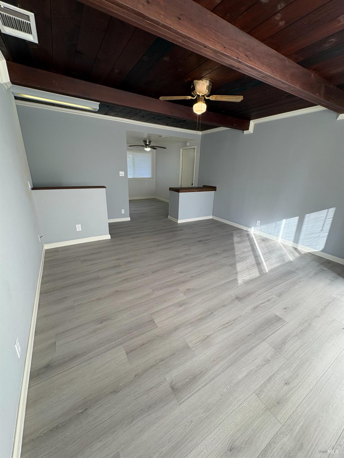 Detail Gallery Image 4 of 10 For 901 Johnson St, Fairfield,  CA 94533 - 3 Beds | 1 Baths