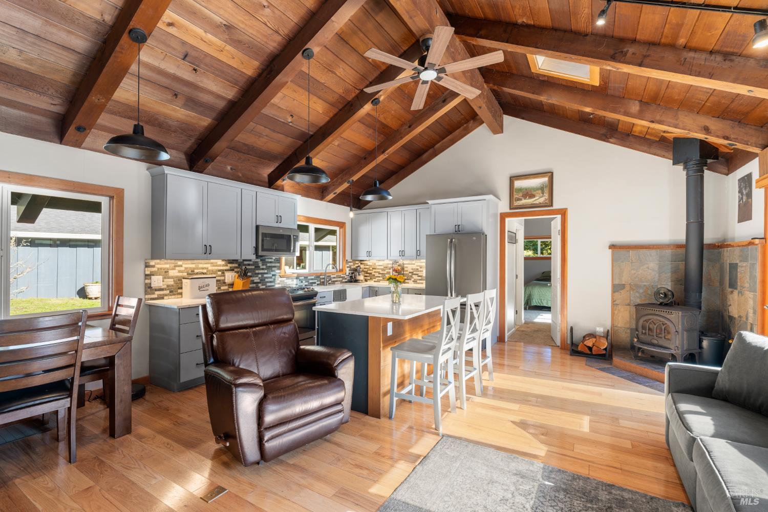 Detail Gallery Image 27 of 37 For 46581 Iversen Dr, Gualala,  CA 95445 - 3 Beds | 2 Baths