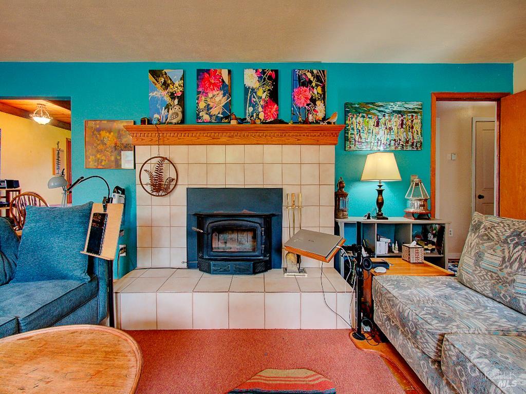 Detail Gallery Image 4 of 72 For 17750 Barbizon Ln, Fort Bragg,  CA 95437 - 3 Beds | 2 Baths