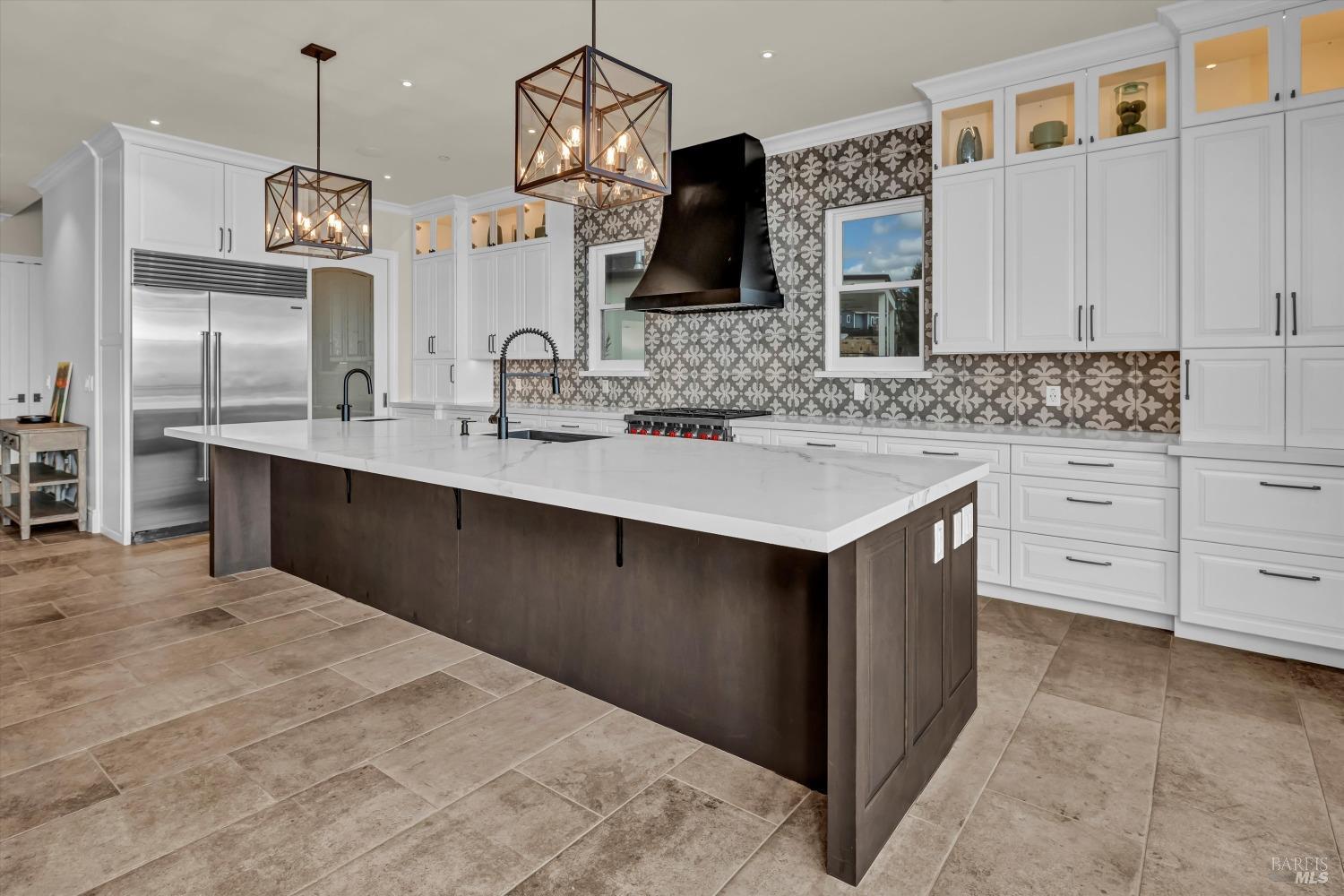 Detail Gallery Image 12 of 66 For 2144 Wedgewood Way, Santa Rosa,  CA 95404 - 5 Beds | 5/2 Baths