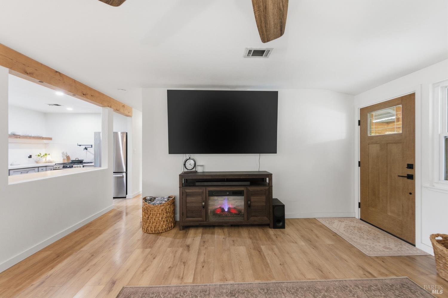 Detail Gallery Image 15 of 42 For 456 Buckeye St, Vacaville,  CA 95688 - 3 Beds | 1 Baths