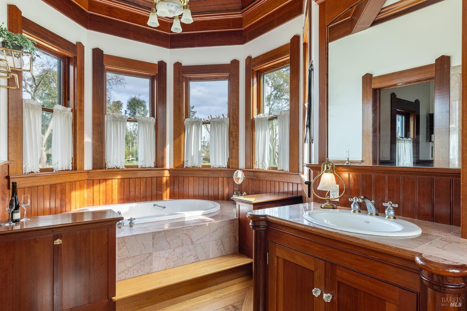 Detail Gallery Image 32 of 59 For 2875 Woolsey Rd, Windsor,  CA 95492 - 5 Beds | 4 Baths