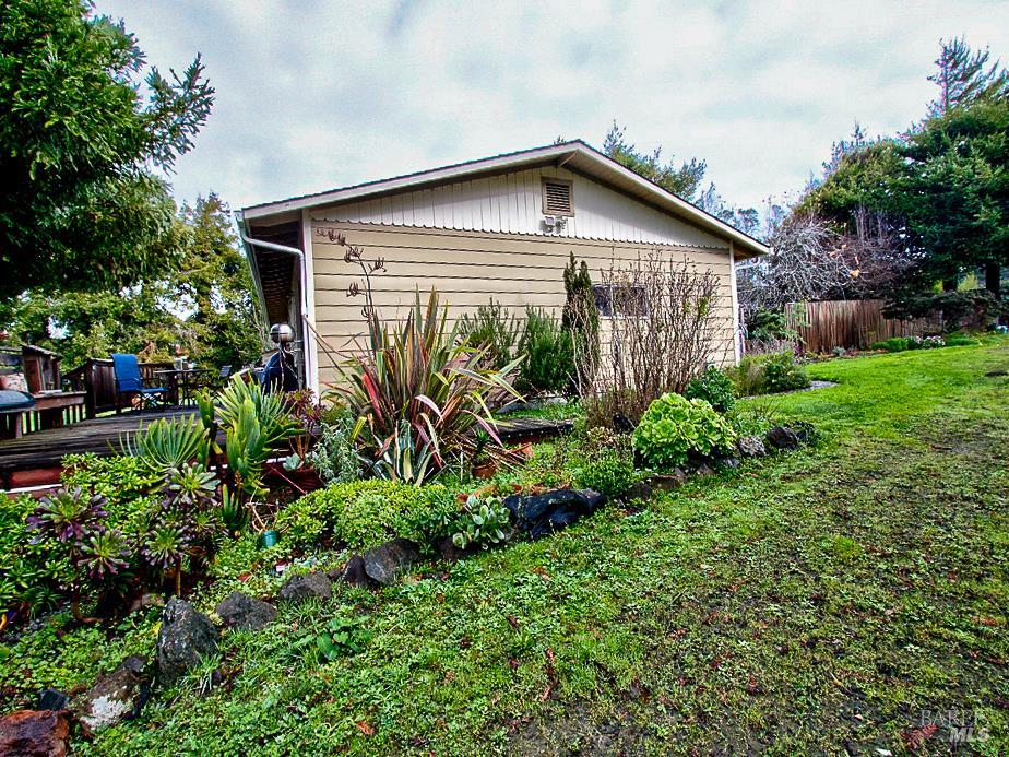 Detail Gallery Image 30 of 72 For 17750 Barbizon Ln, Fort Bragg,  CA 95437 - 3 Beds | 2 Baths