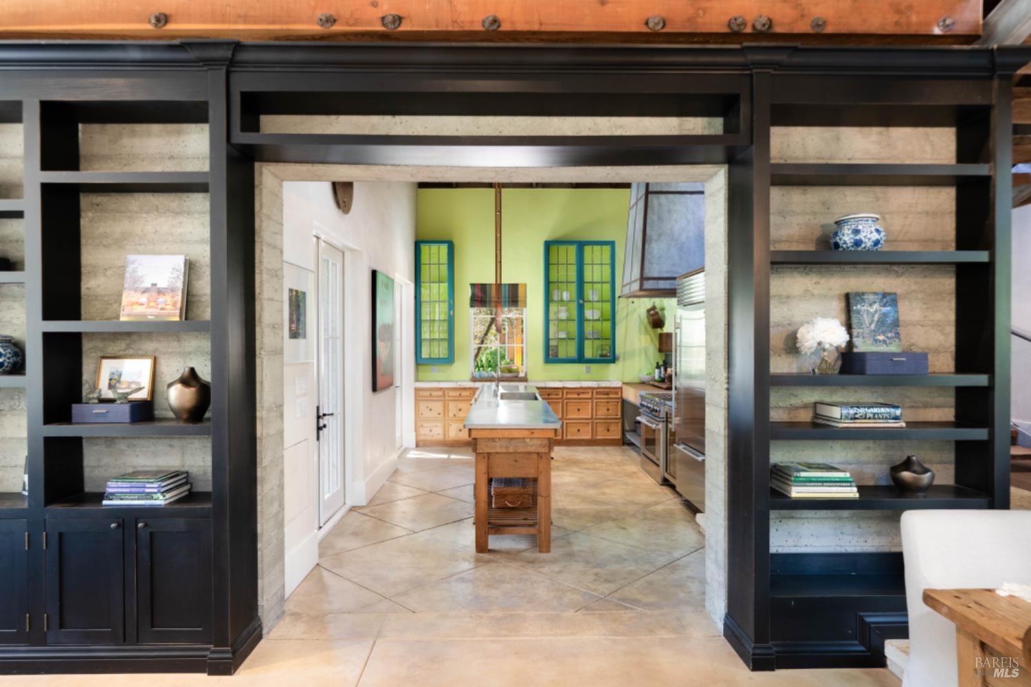 Detail Gallery Image 11 of 44 For 1711 Tainter St, Saint Helena,  CA 94574 - 4 Beds | 4/1 Baths