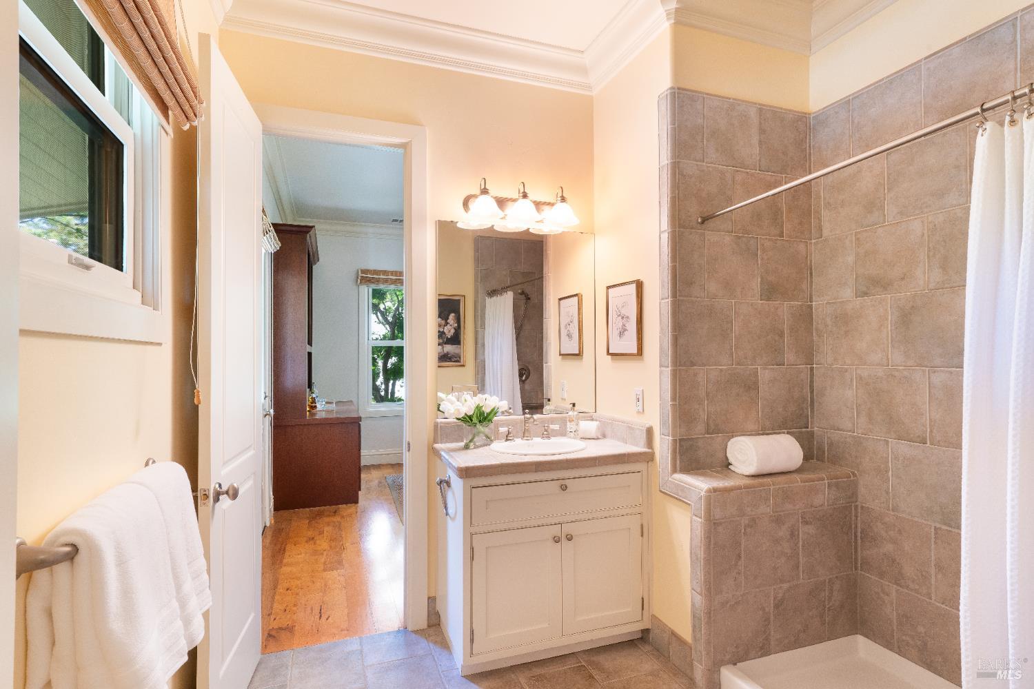 Detail Gallery Image 22 of 47 For 1330 Pine St, Saint Helena,  CA 94574 - 4 Beds | 3/1 Baths