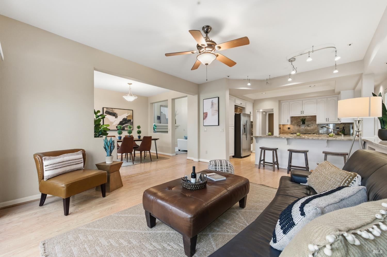 Detail Gallery Image 16 of 56 For 45 Cove Ct, Napa,  CA 94559 - 3 Beds | 2/1 Baths