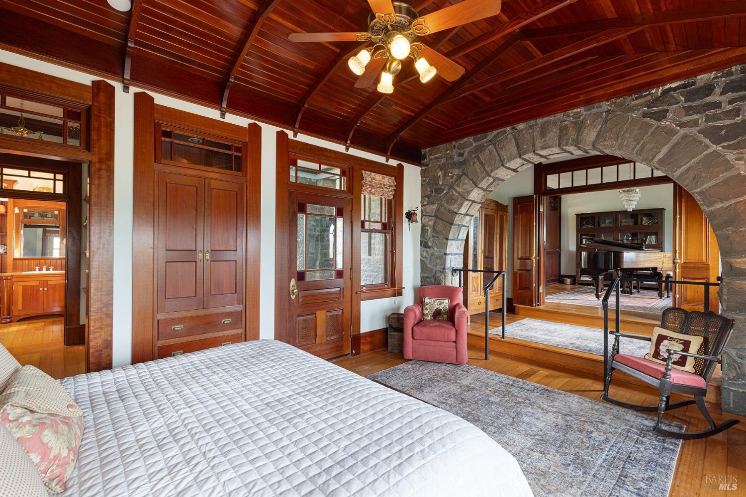 Detail Gallery Image 28 of 59 For 2875 Woolsey Rd, Windsor,  CA 95492 - 5 Beds | 4 Baths