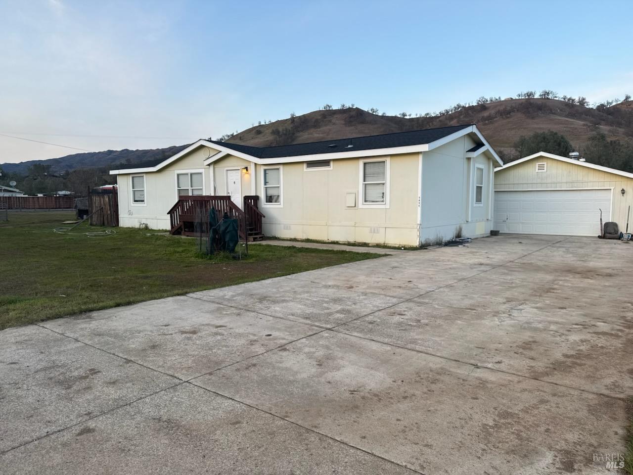 Front Image Thumbnail for BA326007869