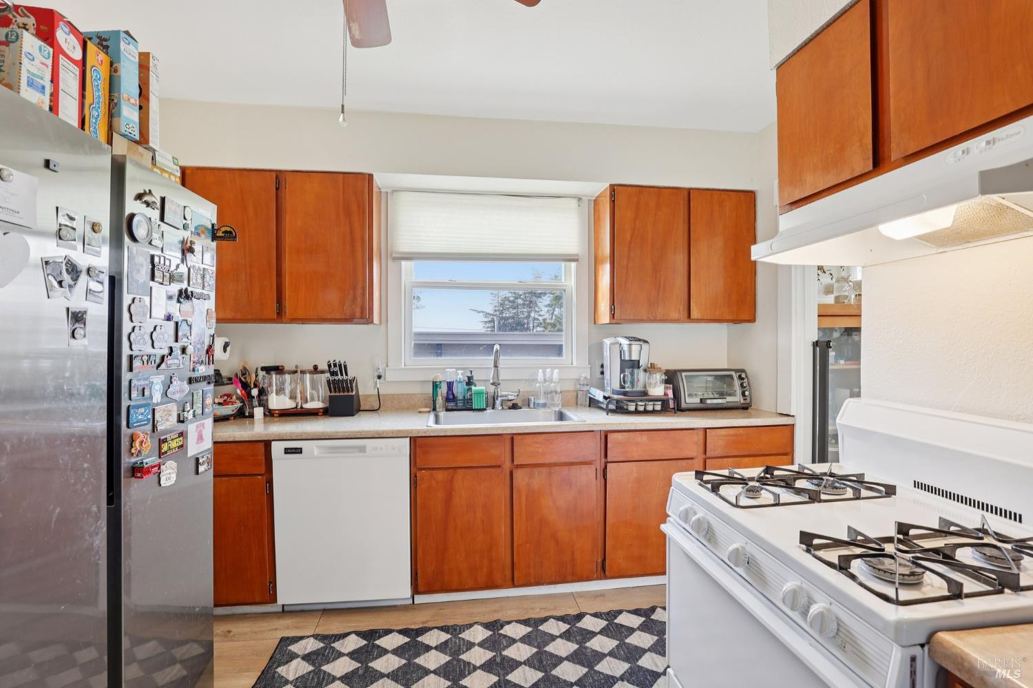 Detail Gallery Image 12 of 28 For 703 Capitol St, Vallejo,  CA 94590 - 2 Beds | 1 Baths