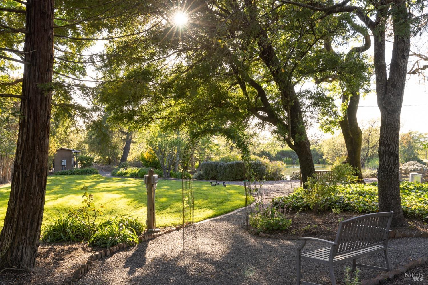 Detail Gallery Image 35 of 59 For 2875 Woolsey Rd, Windsor,  CA 95492 - 5 Beds | 4 Baths