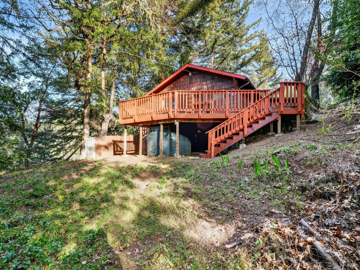 Detail Gallery Image 33 of 52 For 10701 Orr Springs Rd, Ukiah,  CA 95482 - 2 Beds | 1 Baths