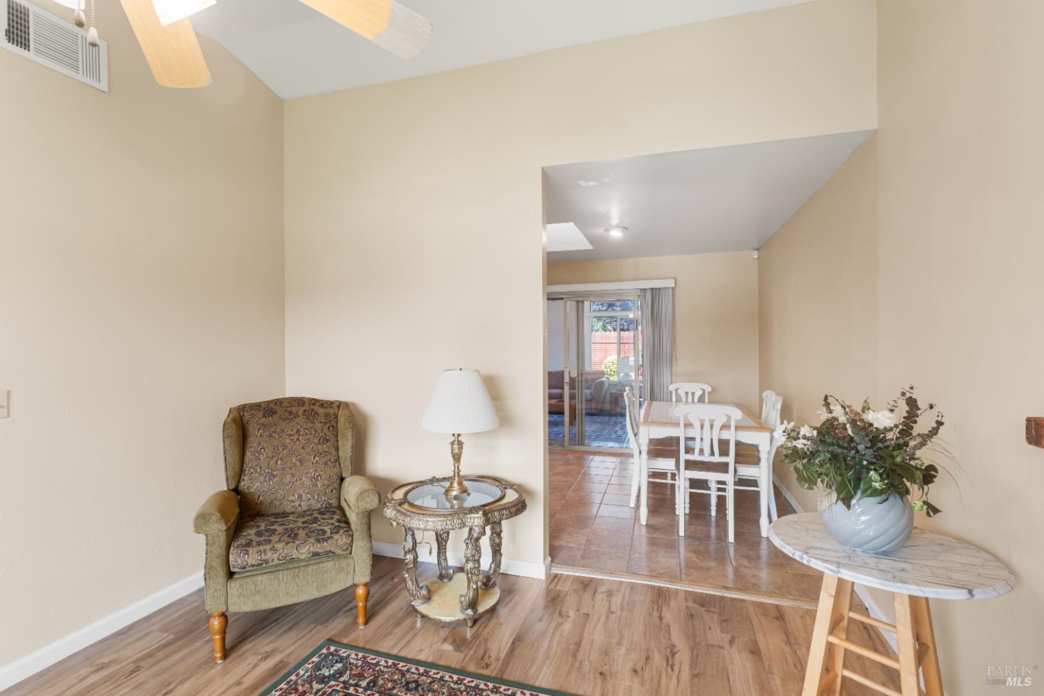 Detail Gallery Image 16 of 47 For 616 Emperor Dr, Suisun City,  CA 94585 - 3 Beds | 1 Baths