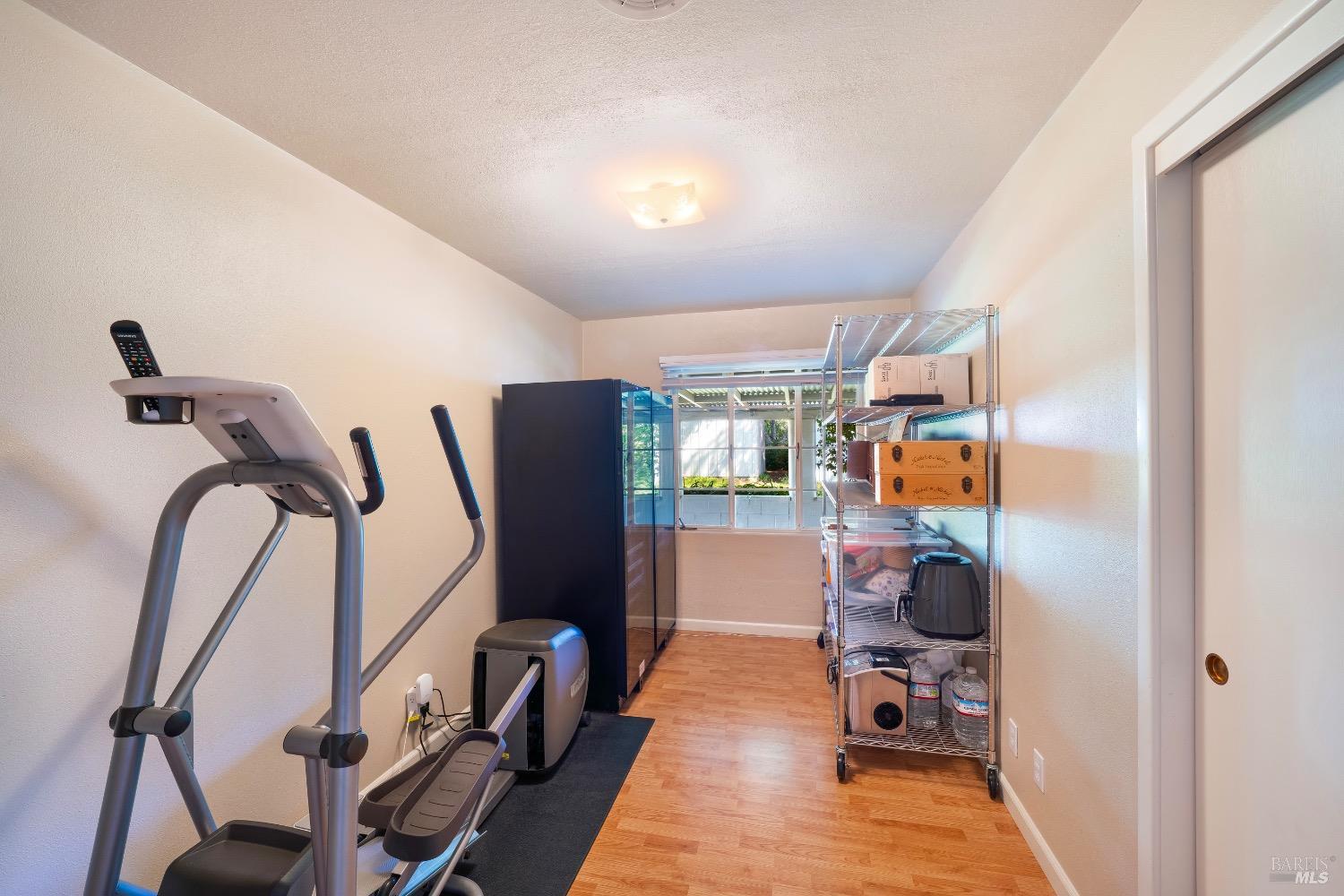 Detail Gallery Image 12 of 30 For 4094 E 3rd Ave, Napa,  CA 94558 - 4 Beds | 2 Baths