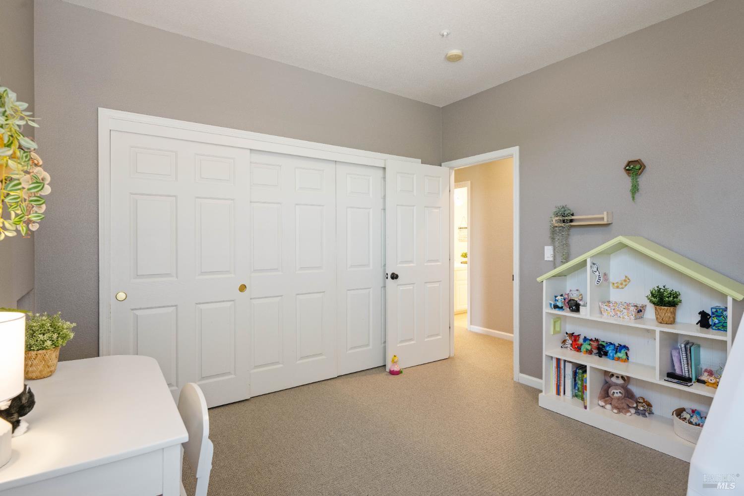 Detail Gallery Image 38 of 68 For 1238 Darling St, Napa,  CA 94558 - 5 Beds | 3/1 Baths