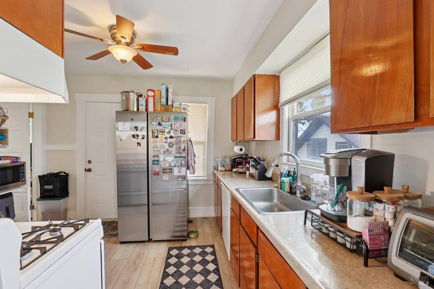 Detail Gallery Image 10 of 28 For 703 Capitol St, Vallejo,  CA 94590 - 2 Beds | 1 Baths