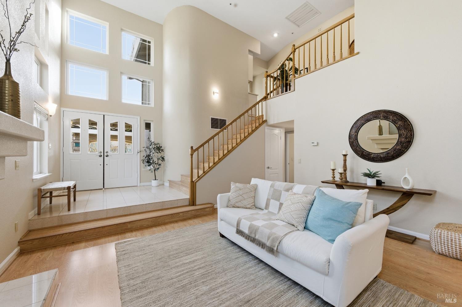 Detail Gallery Image 10 of 56 For 45 Cove Ct, Napa,  CA 94559 - 3 Beds | 2/1 Baths