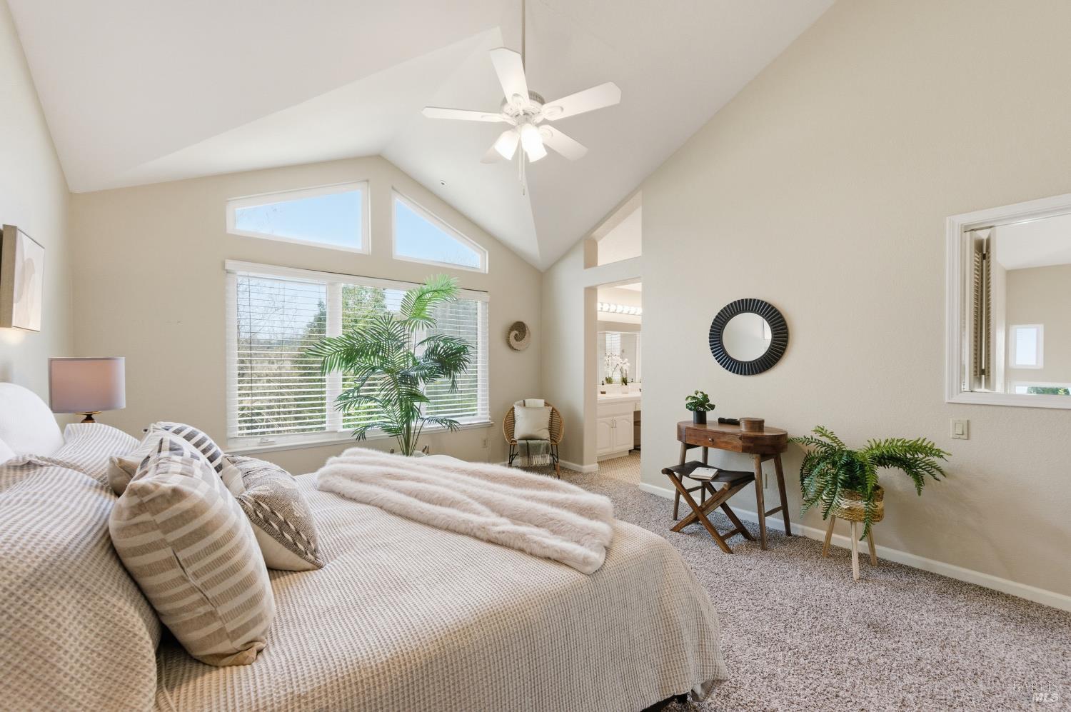 Detail Gallery Image 33 of 56 For 45 Cove Ct, Napa,  CA 94559 - 3 Beds | 2/1 Baths
