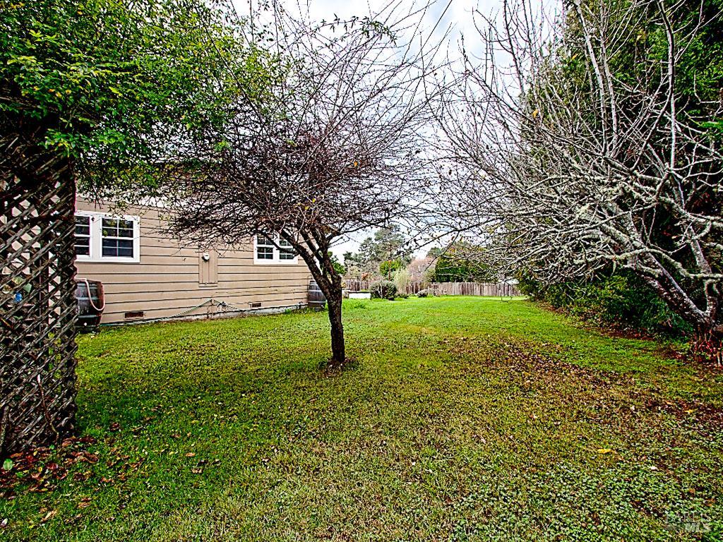 Detail Gallery Image 42 of 72 For 17750 Barbizon Ln, Fort Bragg,  CA 95437 - 3 Beds | 2 Baths