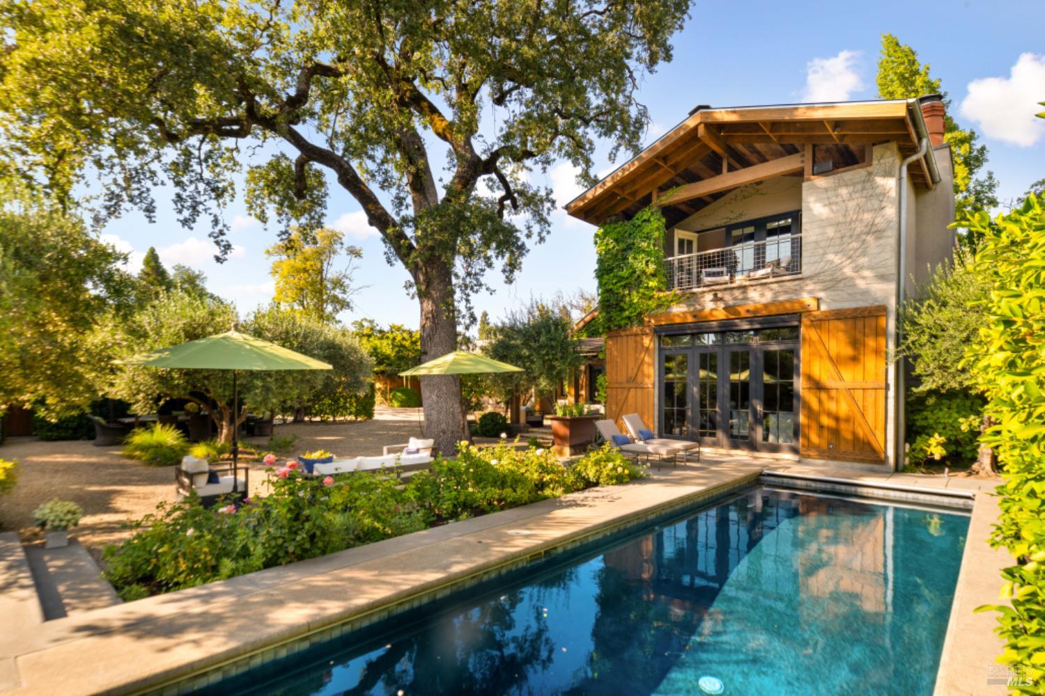 Detail Gallery Image 3 of 44 For 1711 Tainter St, Saint Helena,  CA 94574 - 4 Beds | 4/1 Baths