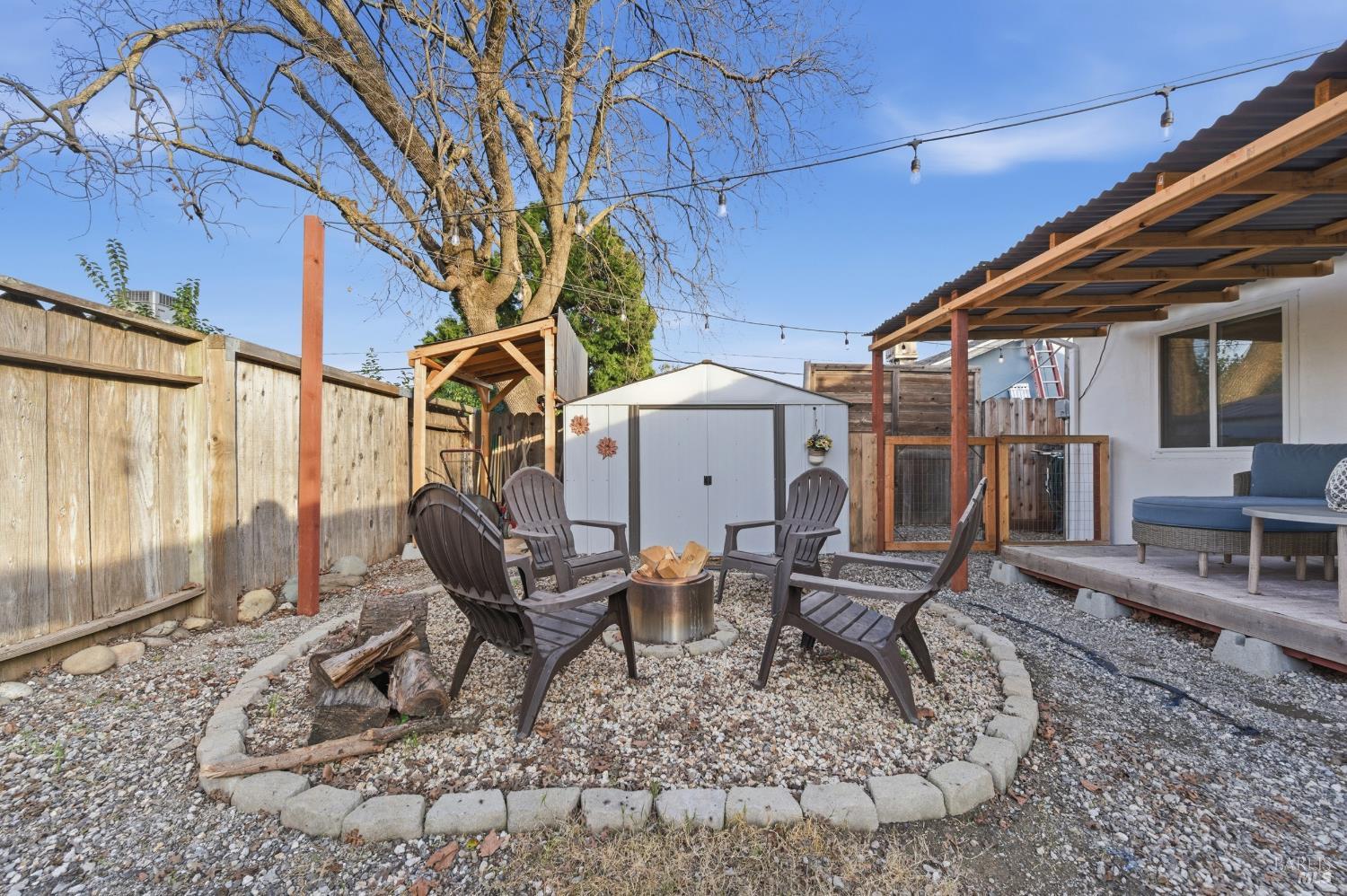 Detail Gallery Image 34 of 42 For 456 Buckeye St, Vacaville,  CA 95688 - 3 Beds | 1 Baths