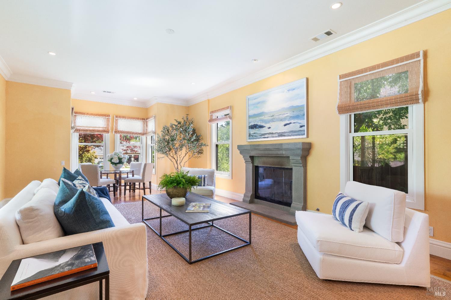 Detail Gallery Image 10 of 47 For 1330 Pine St, Saint Helena,  CA 94574 - 4 Beds | 3/1 Baths