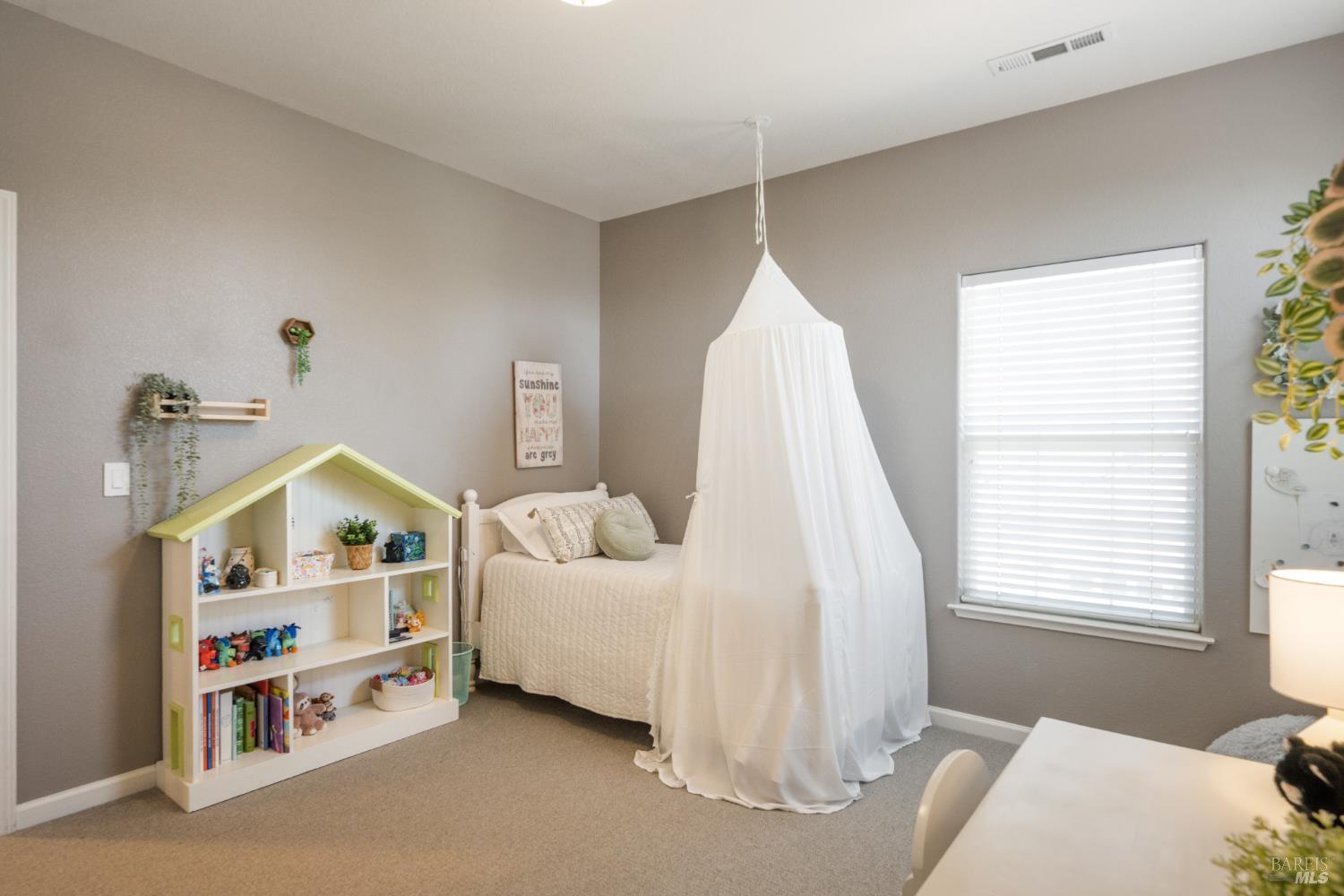 Detail Gallery Image 37 of 68 For 1238 Darling St, Napa,  CA 94558 - 5 Beds | 3/1 Baths