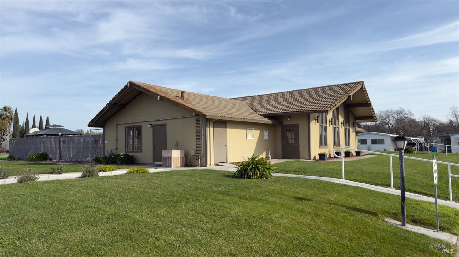 Detail Gallery Image 15 of 17 For 1597 Alamo Dr 140, Vacaville,  CA 95688 - 2 Beds | 2 Baths