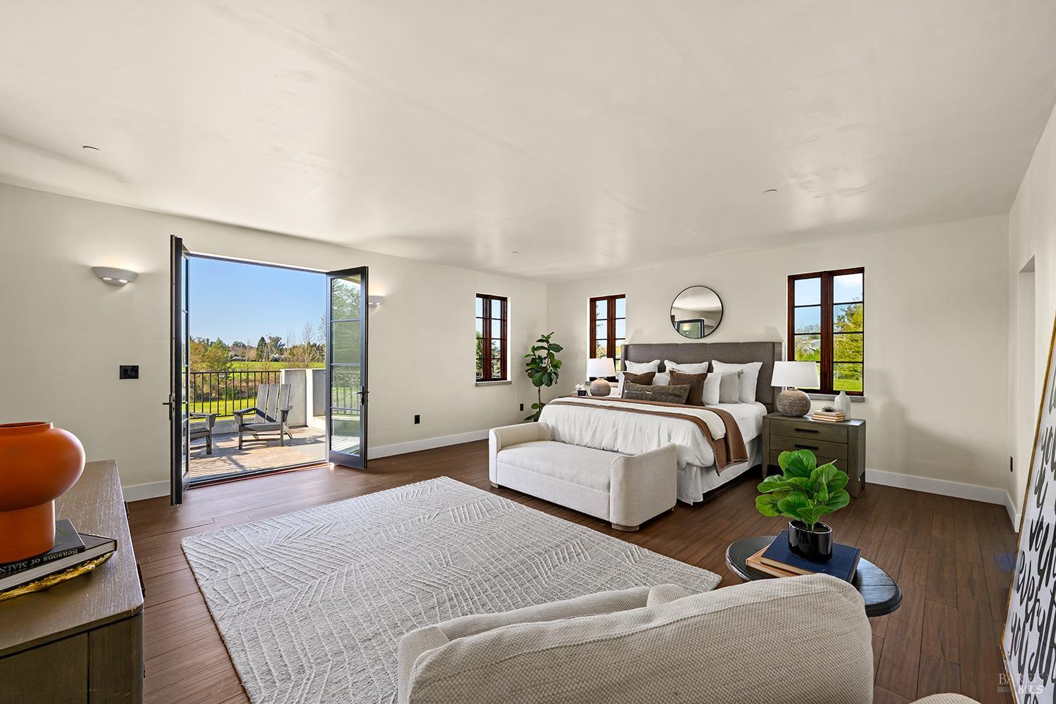 Detail Gallery Image 32 of 75 For 5300 Gravenstein Hwy, Sebastopol,  CA 95472 - 5 Beds | 6/1 Baths