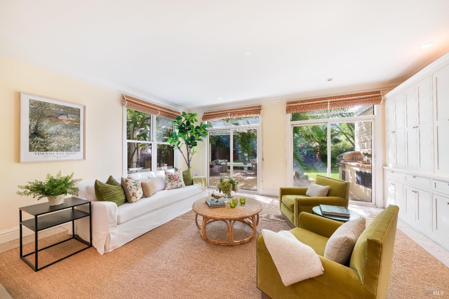 Detail Gallery Image 17 of 47 For 1330 Pine St, Saint Helena,  CA 94574 - 4 Beds | 3/1 Baths