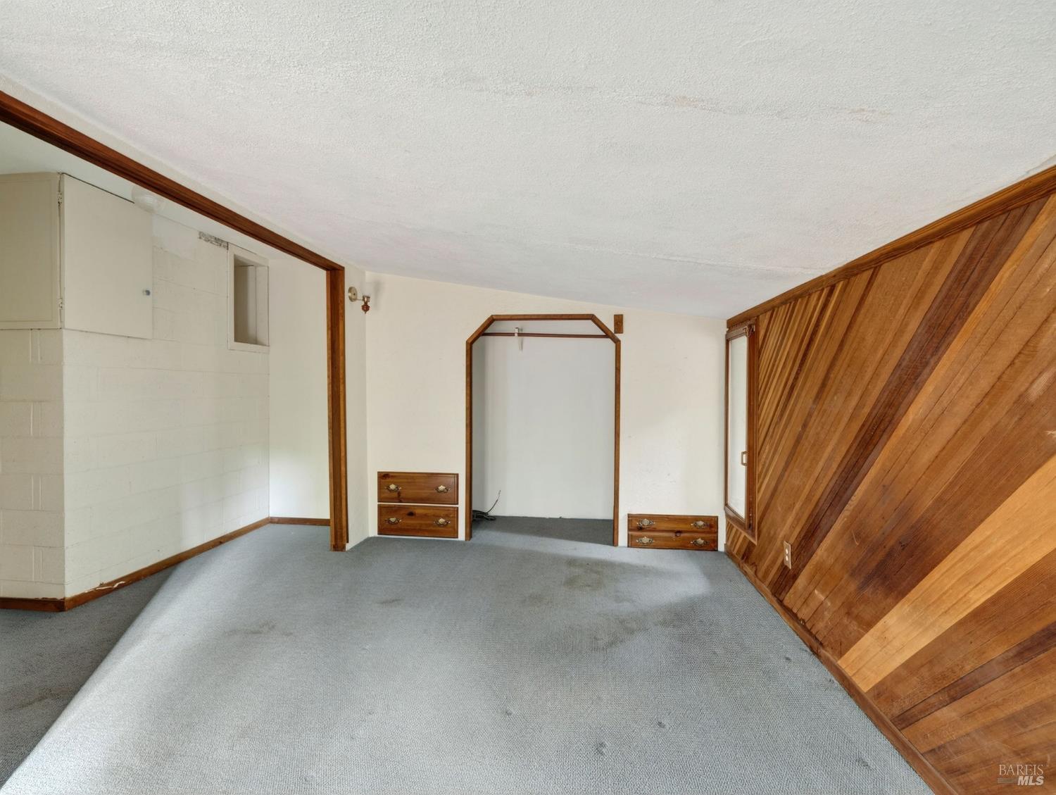 Detail Gallery Image 18 of 52 For 10701 Orr Springs Rd, Ukiah,  CA 95482 - 2 Beds | 1 Baths