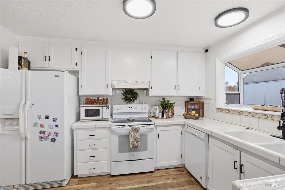 Detail Gallery Image 10 of 45 For 615 Chyrl Way, Suisun City,  CA 94585 - 3 Beds | 2 Baths