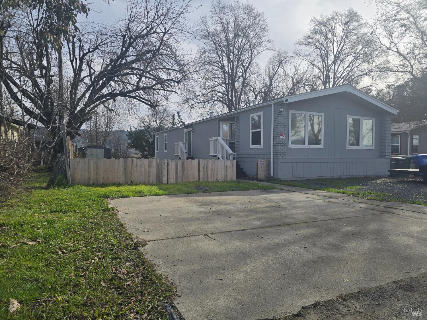 Detail Gallery Image 2 of 6 For 375 E Hwy 20 Unkn 18, Upper Lake,  CA 95485 - 2 Beds | 2 Baths