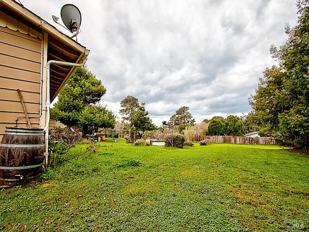 Detail Gallery Image 41 of 72 For 17750 Barbizon Ln, Fort Bragg,  CA 95437 - 3 Beds | 2 Baths