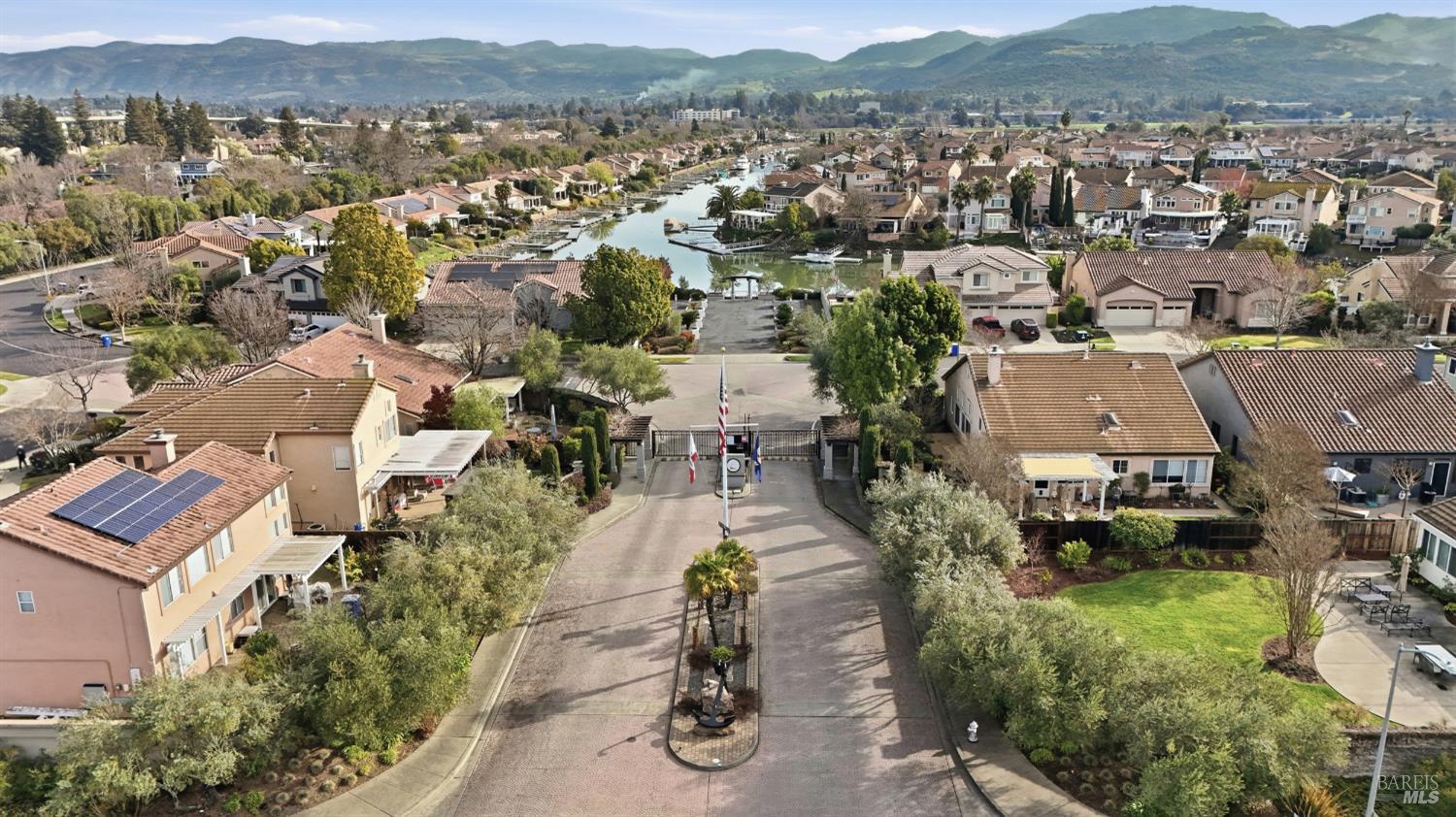 Detail Gallery Image 52 of 56 For 45 Cove Ct, Napa,  CA 94559 - 3 Beds | 2/1 Baths