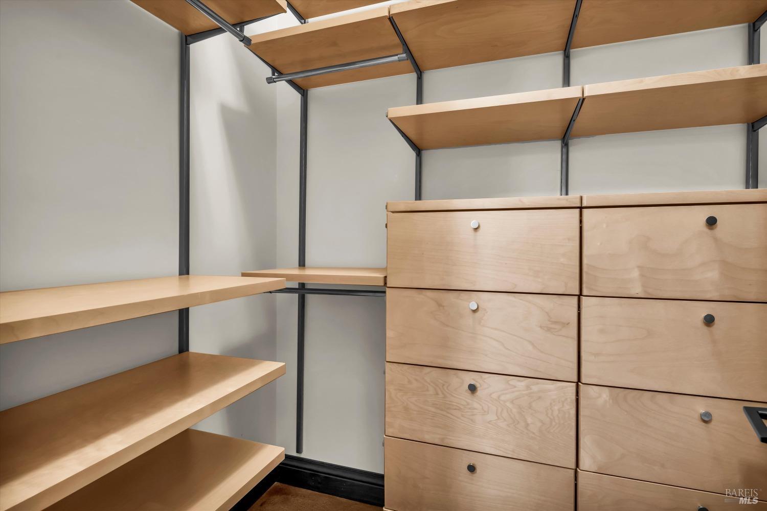 Detail Gallery Image 42 of 66 For 2144 Wedgewood Way, Santa Rosa,  CA 95404 - 5 Beds | 5/2 Baths