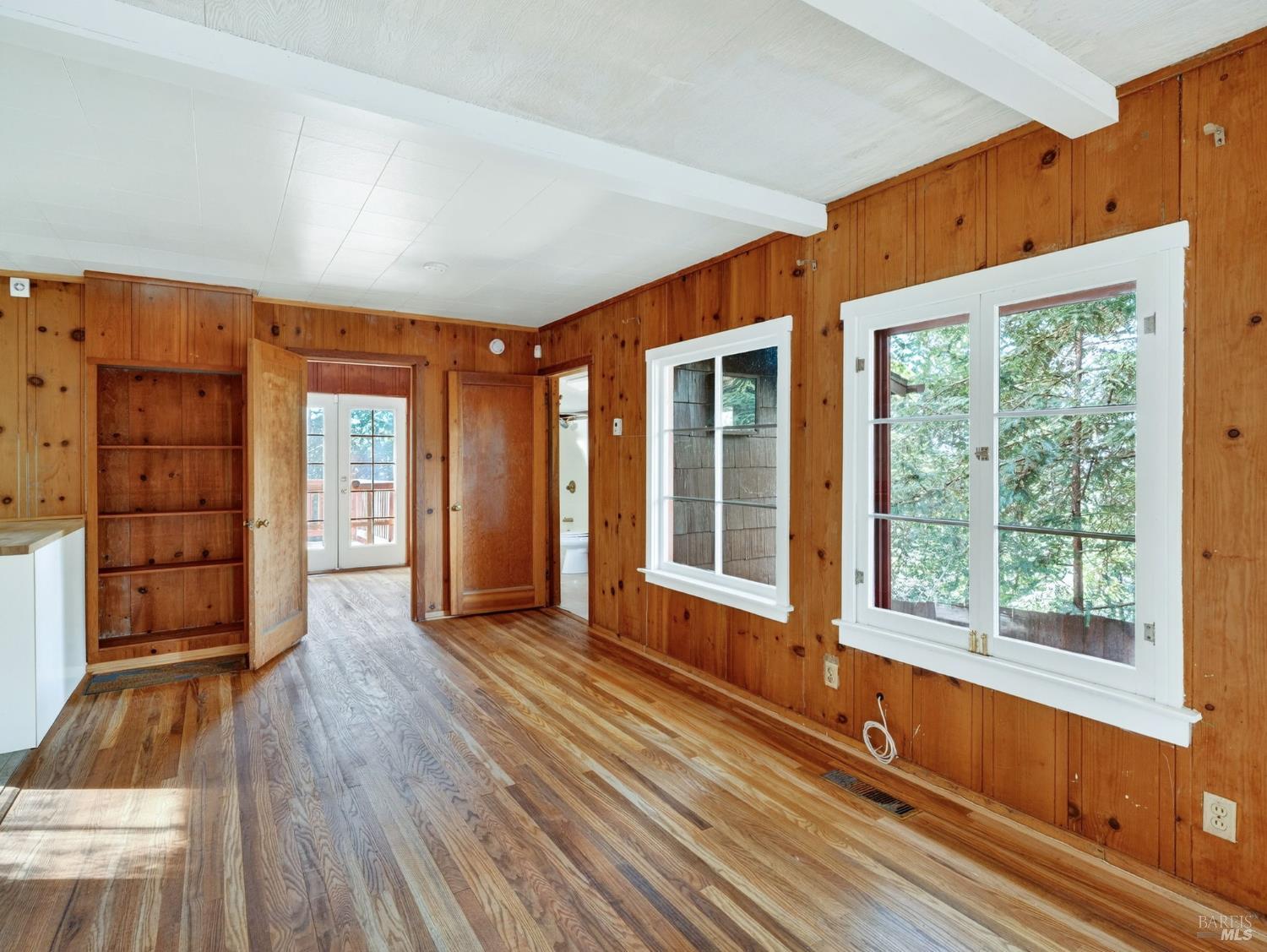 Detail Gallery Image 12 of 52 For 10701 Orr Springs Rd, Ukiah,  CA 95482 - 2 Beds | 1 Baths