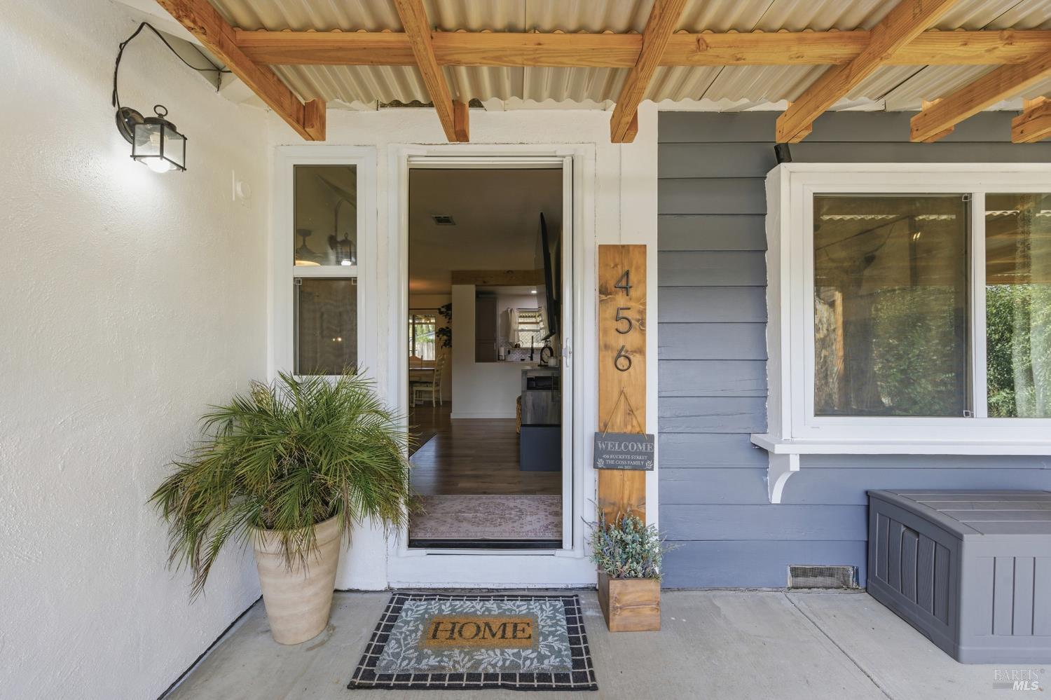 Detail Gallery Image 2 of 42 For 456 Buckeye St, Vacaville,  CA 95688 - 3 Beds | 1 Baths