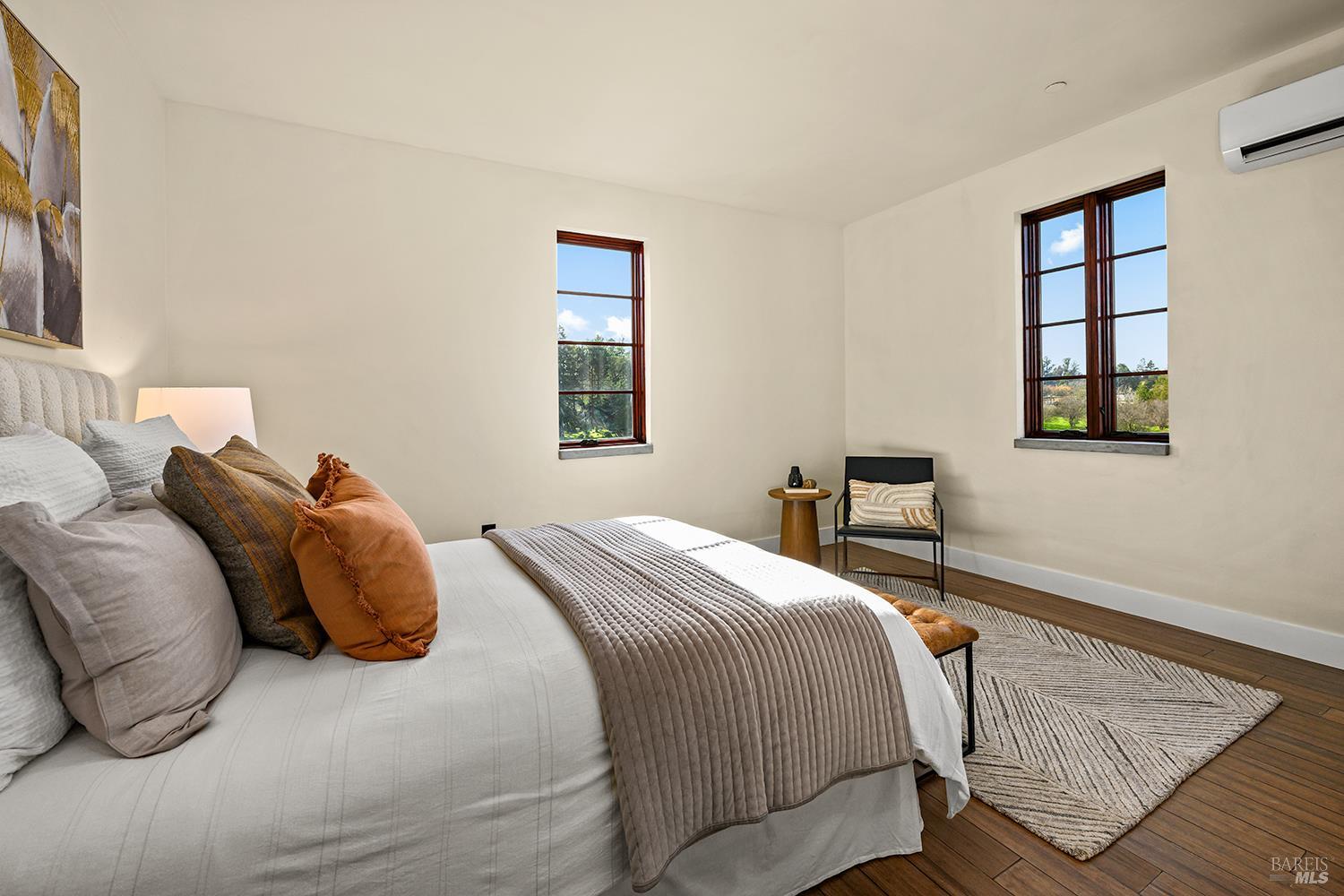 Detail Gallery Image 42 of 75 For 5300 Gravenstein Hwy, Sebastopol,  CA 95472 - 5 Beds | 6/1 Baths