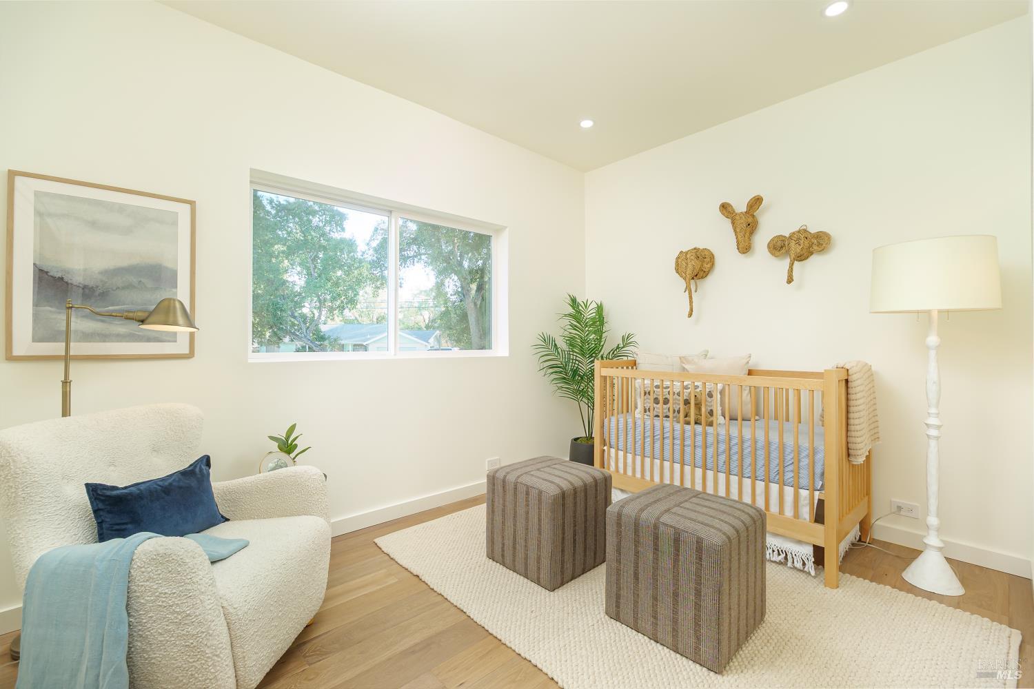 Detail Gallery Image 19 of 58 For 2242 Vineyard Rd, Novato,  CA 94947 - 4 Beds | 3/1 Baths