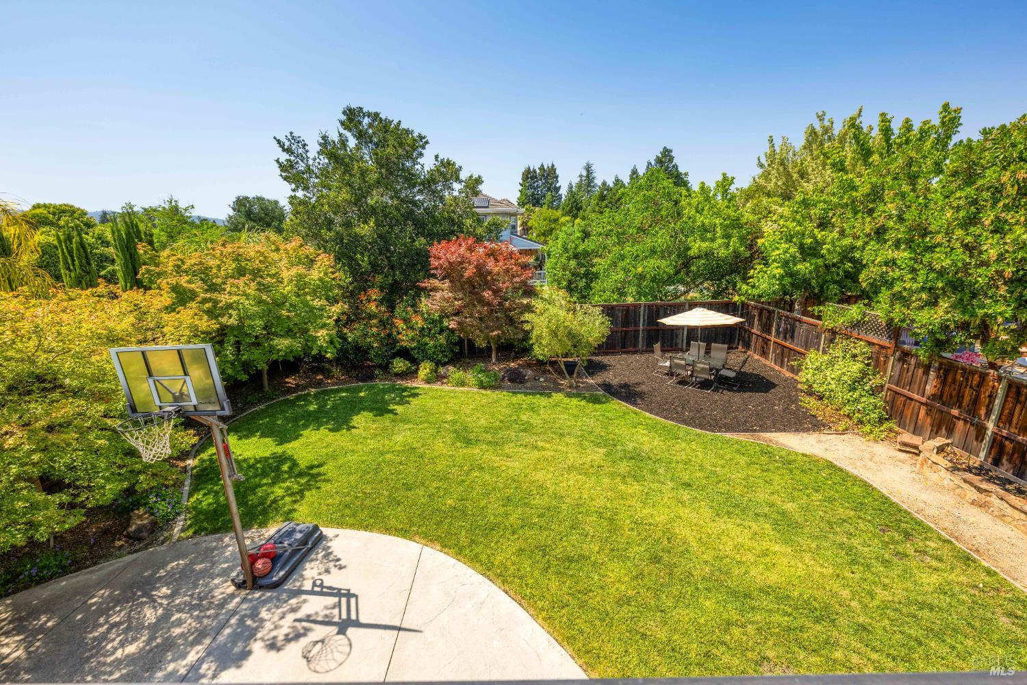 Detail Gallery Image 54 of 68 For 1238 Darling St, Napa,  CA 94558 - 5 Beds | 3/1 Baths