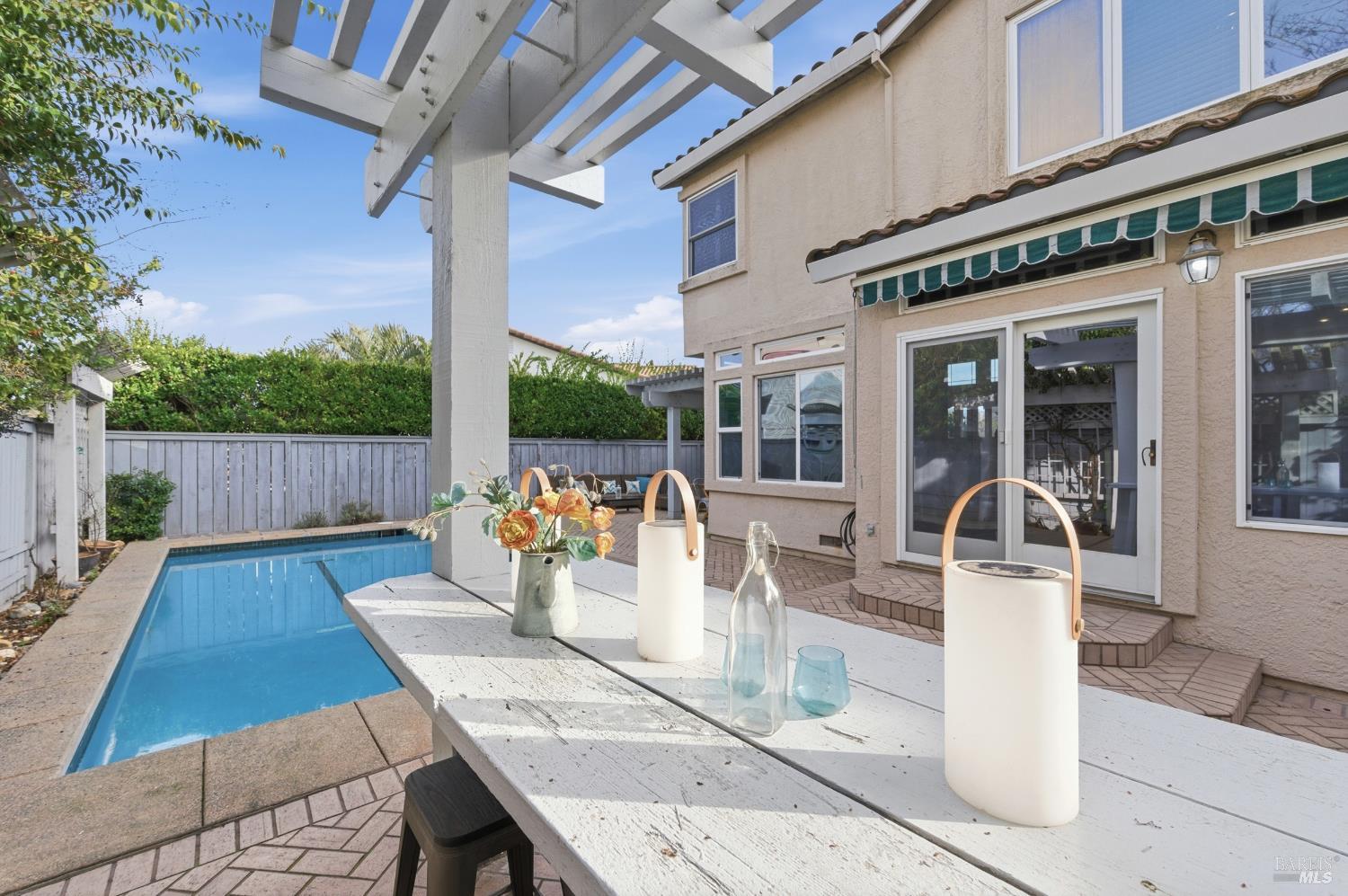 Detail Gallery Image 41 of 56 For 45 Cove Ct, Napa,  CA 94559 - 3 Beds | 2/1 Baths