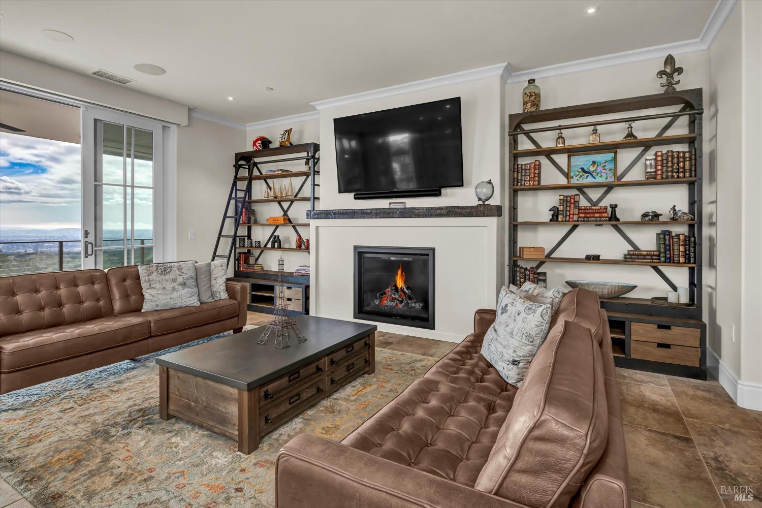 Detail Gallery Image 21 of 66 For 2144 Wedgewood Way, Santa Rosa,  CA 95404 - 5 Beds | 5/2 Baths