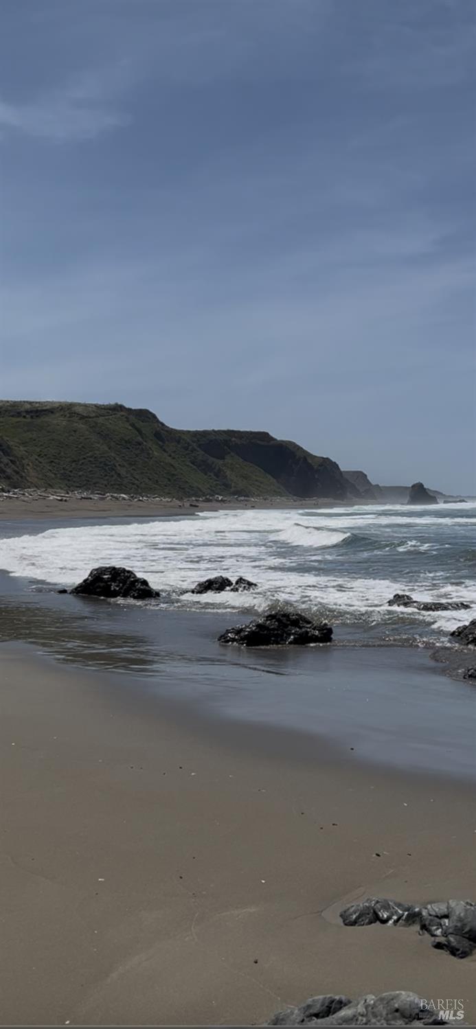 Detail Gallery Image 42 of 43 For 14920 Mallo Pass Dr, Irish Beach,  CA 95459 - 2 Beds | 2 Baths