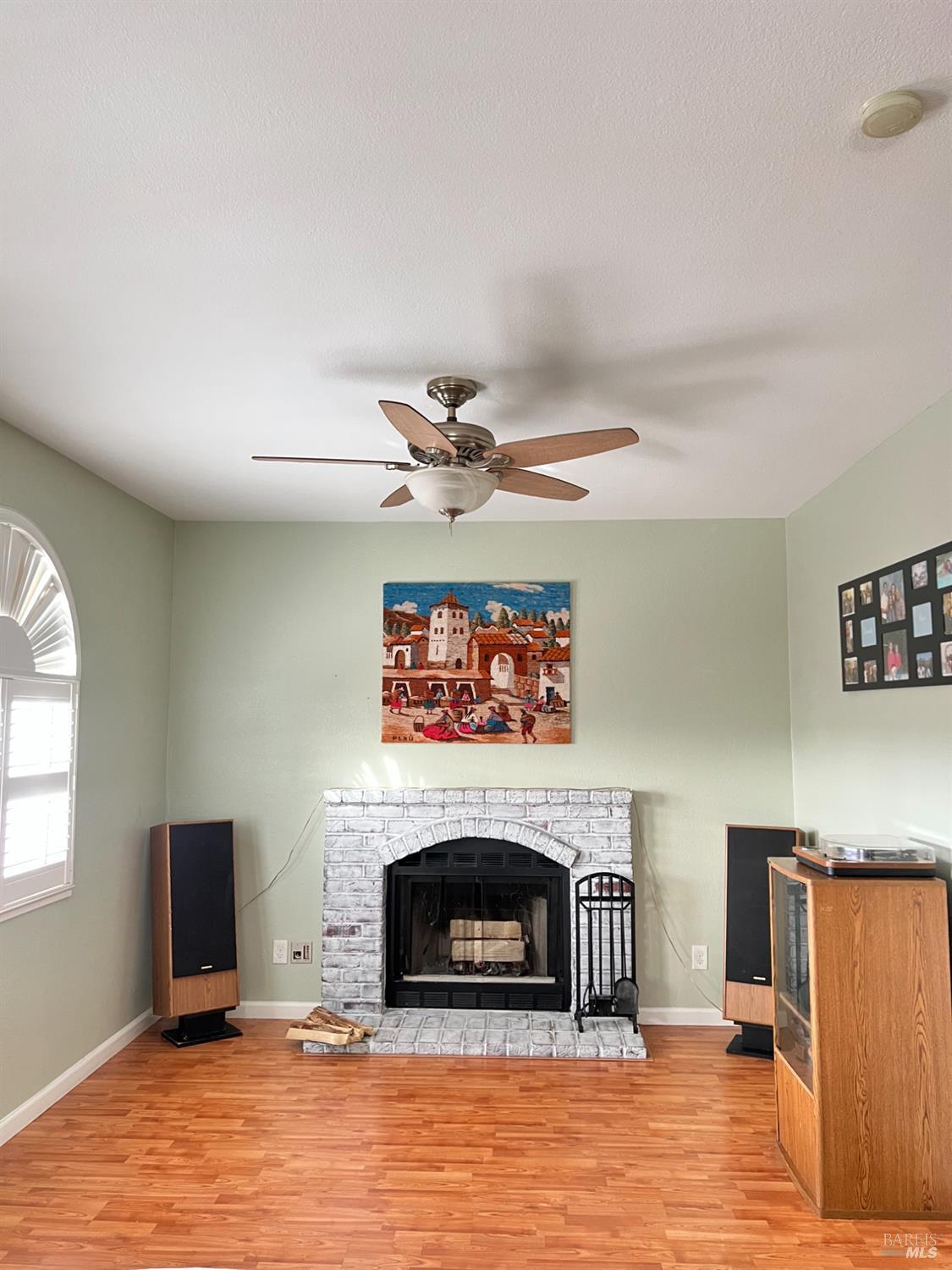 Detail Gallery Image 4 of 23 For 1130 Silk Oak Dr, Suisun City,  CA 94585 - 3 Beds | 2/1 Baths