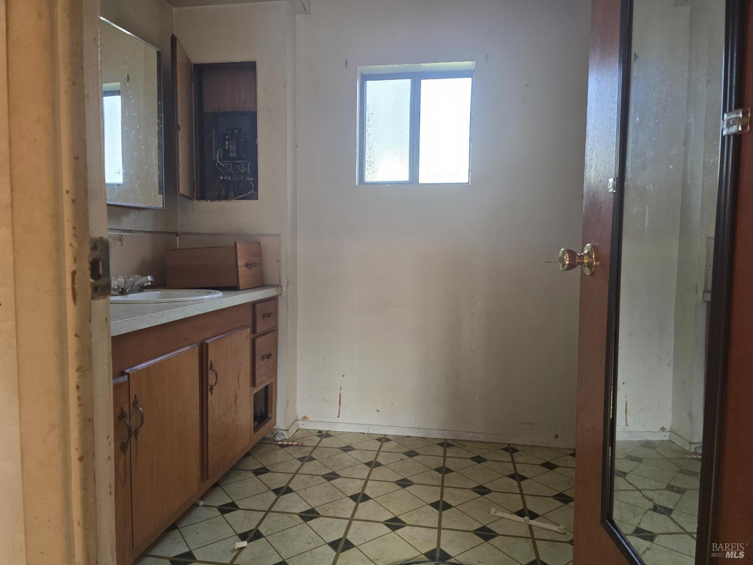 Detail Gallery Image 10 of 10 For 375 E Hwy 20 Hwy, Upper Lake,  CA 95485 - 2 Beds | 2 Baths