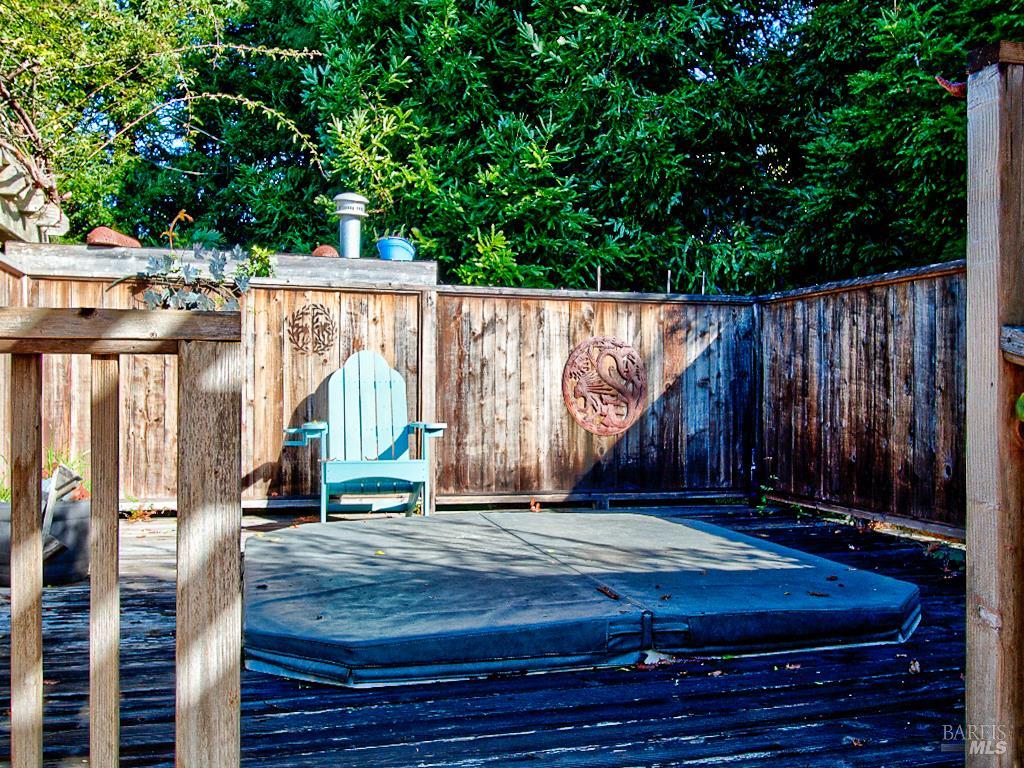 Detail Gallery Image 21 of 72 For 17750 Barbizon Ln, Fort Bragg,  CA 95437 - 3 Beds | 2 Baths