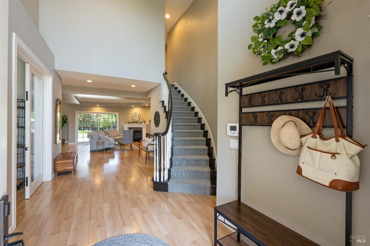 Detail Gallery Image 3 of 68 For 1238 Darling St, Napa,  CA 94558 - 5 Beds | 3/1 Baths