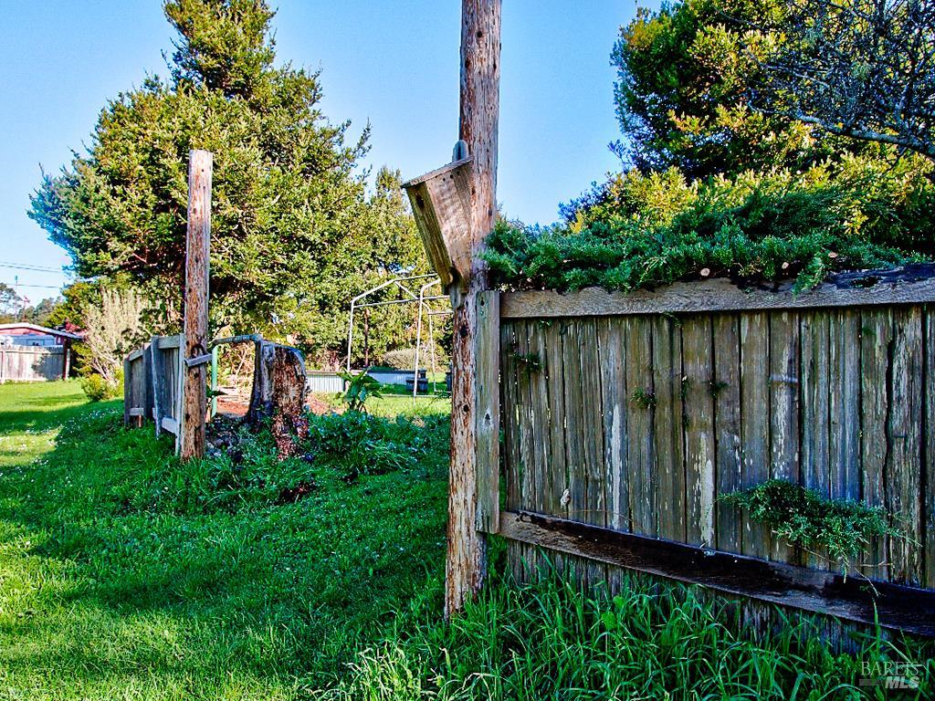 Detail Gallery Image 56 of 72 For 17750 Barbizon Ln, Fort Bragg,  CA 95437 - 3 Beds | 2 Baths