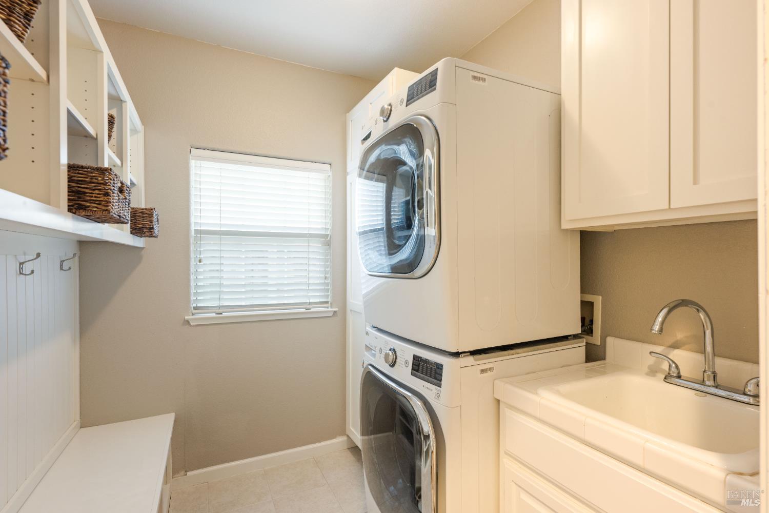 Detail Gallery Image 33 of 68 For 1238 Darling St, Napa,  CA 94558 - 5 Beds | 3/1 Baths